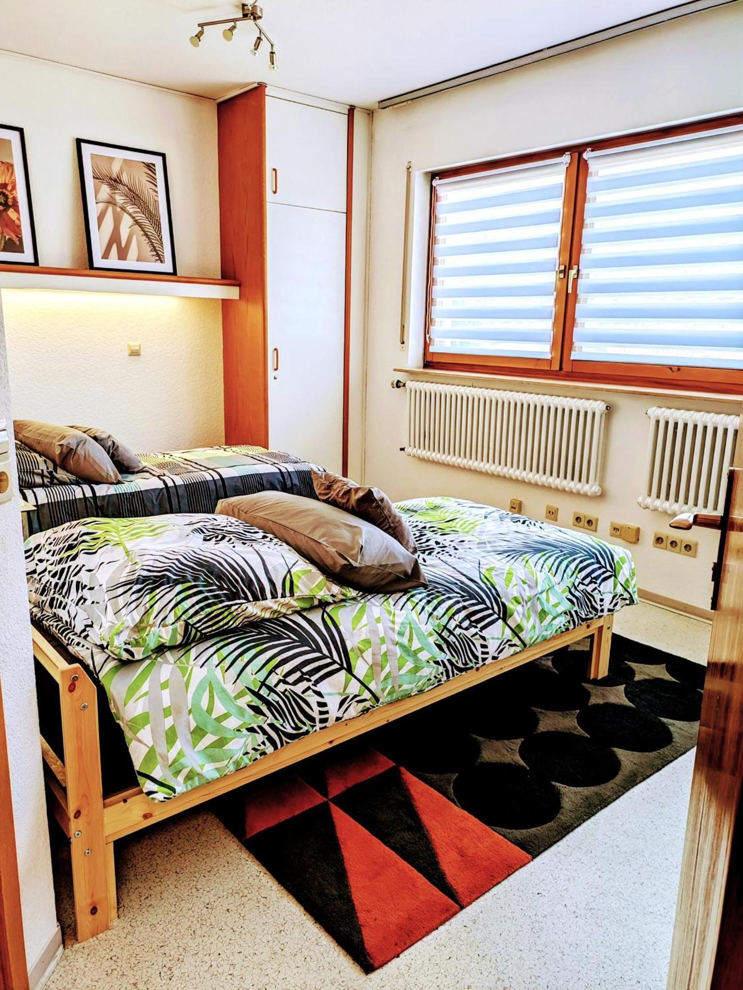 4 Zimmer Geraeumige Und Ruhig Gelegene Ferien- Und Monteurwohnung Nur Fuer Sie Allein Aujvari Vermietungen Spiegelberg Exterior foto