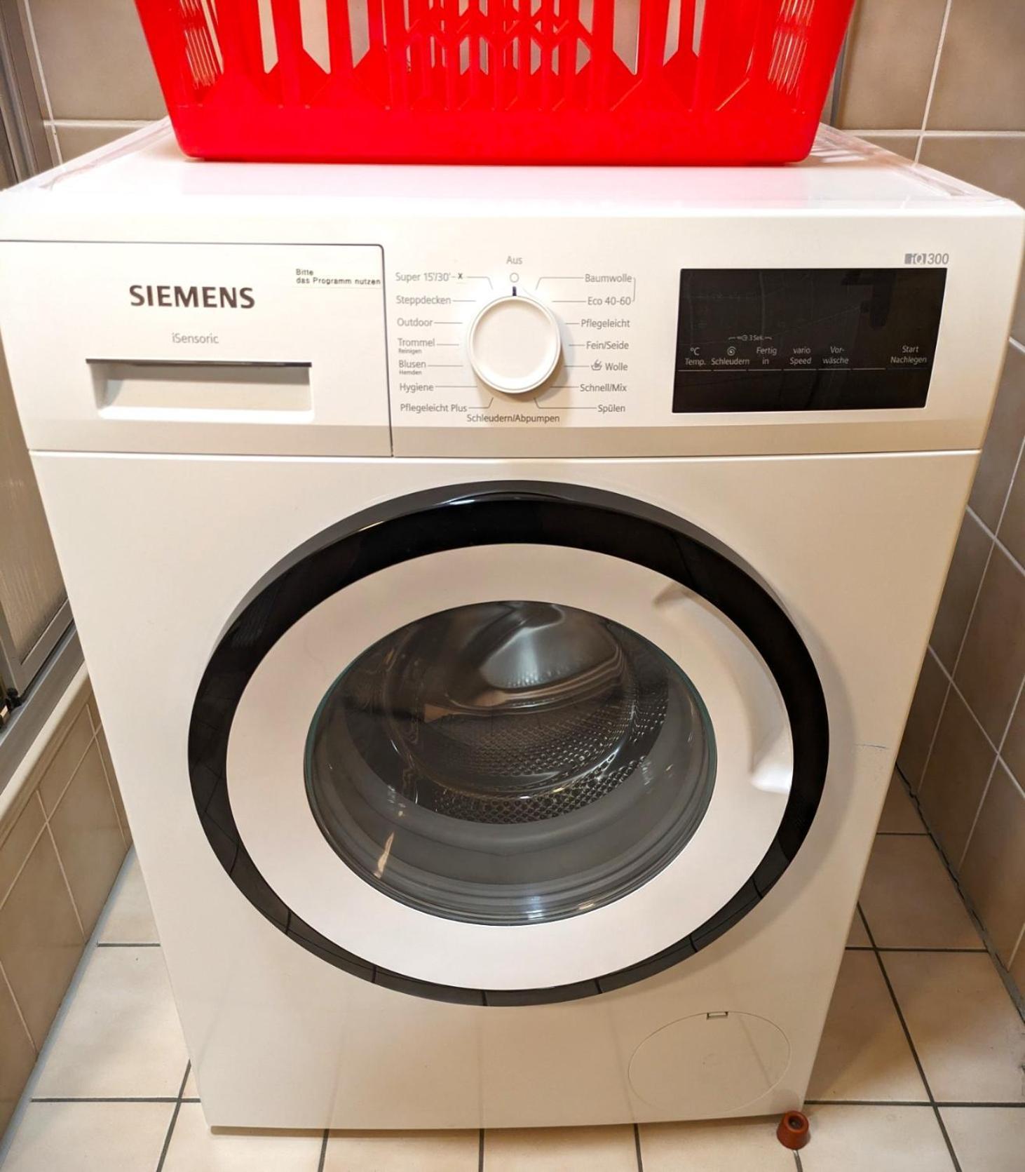 4 Zimmer Geraeumige Und Ruhig Gelegene Ferien- Und Monteurwohnung Nur Fuer Sie Allein Aujvari Vermietungen Spiegelberg Exterior foto